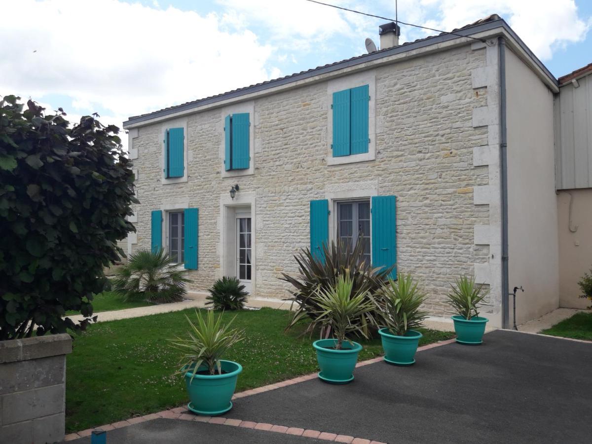 Logis De Lange Studio 2 P Saint-Hilaire-la-Palud Eksteriør billede