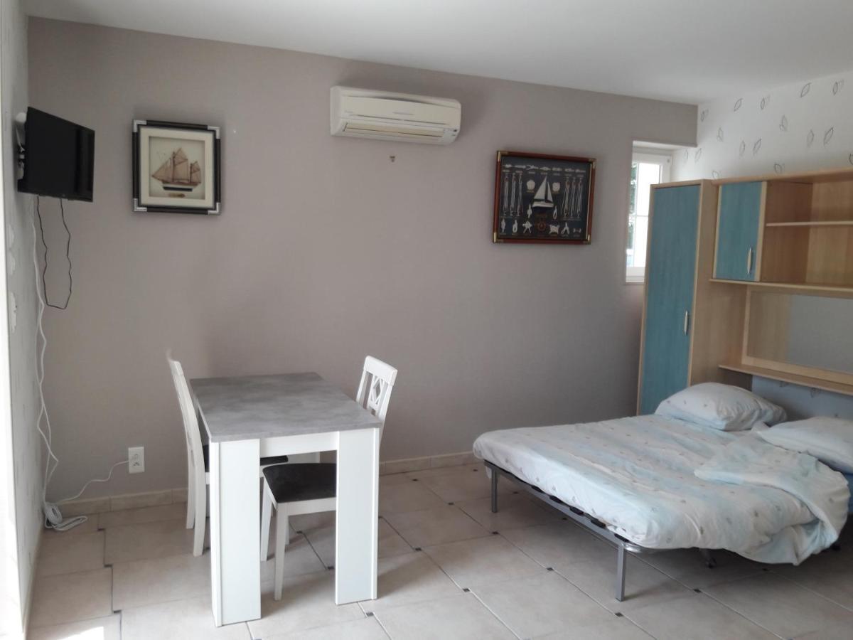 Logis De Lange Studio 2 P Saint-Hilaire-la-Palud Eksteriør billede